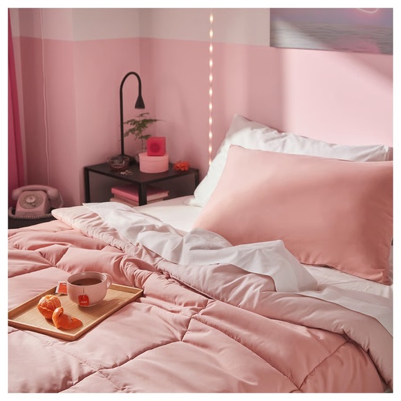 Pink Comforter Set - Picture 6 of 7